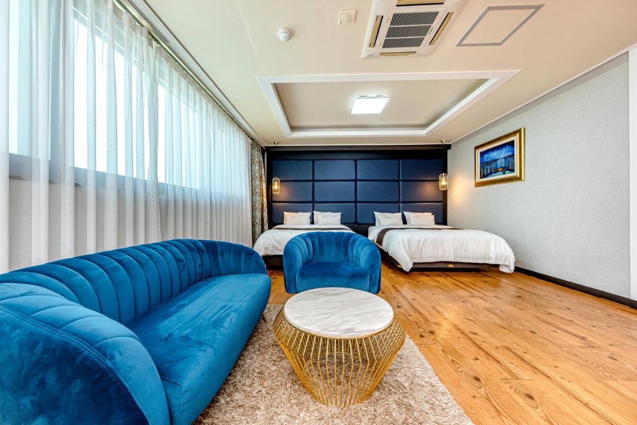 יאוסו Hs Tourist Hotel מראה חיצוני תמונה