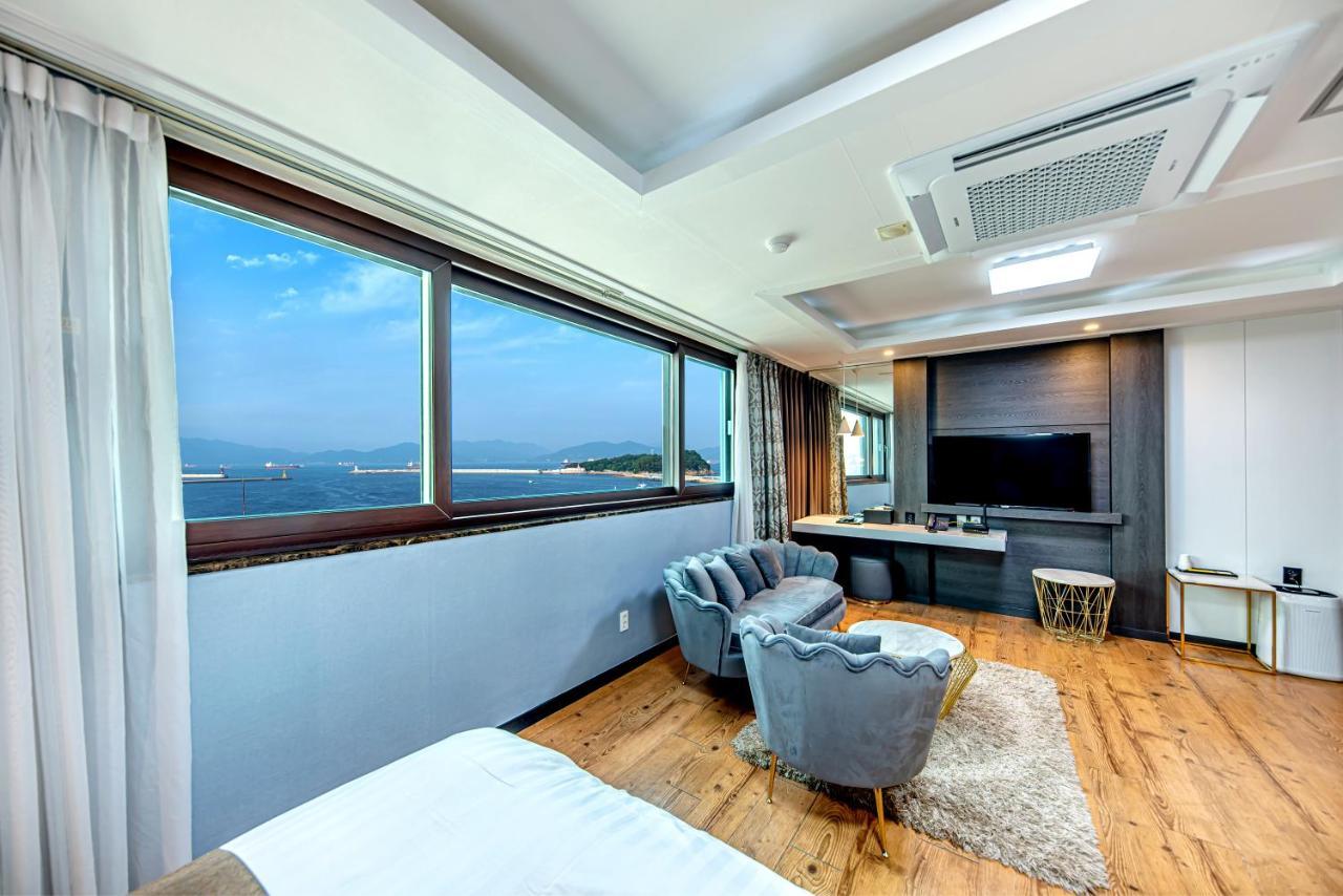 יאוסו Hs Tourist Hotel מראה חיצוני תמונה