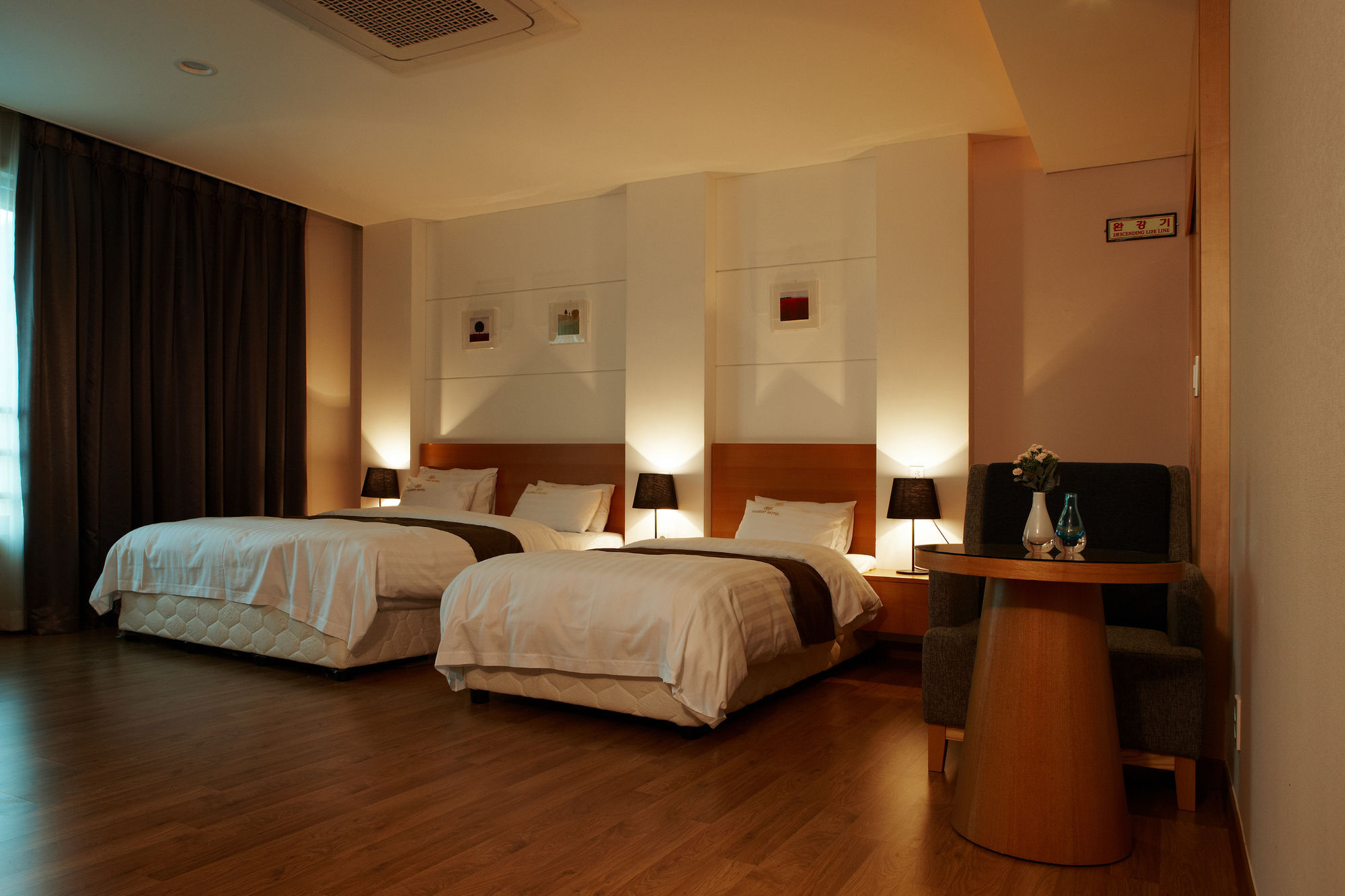 יאוסו Hs Tourist Hotel מראה חיצוני תמונה