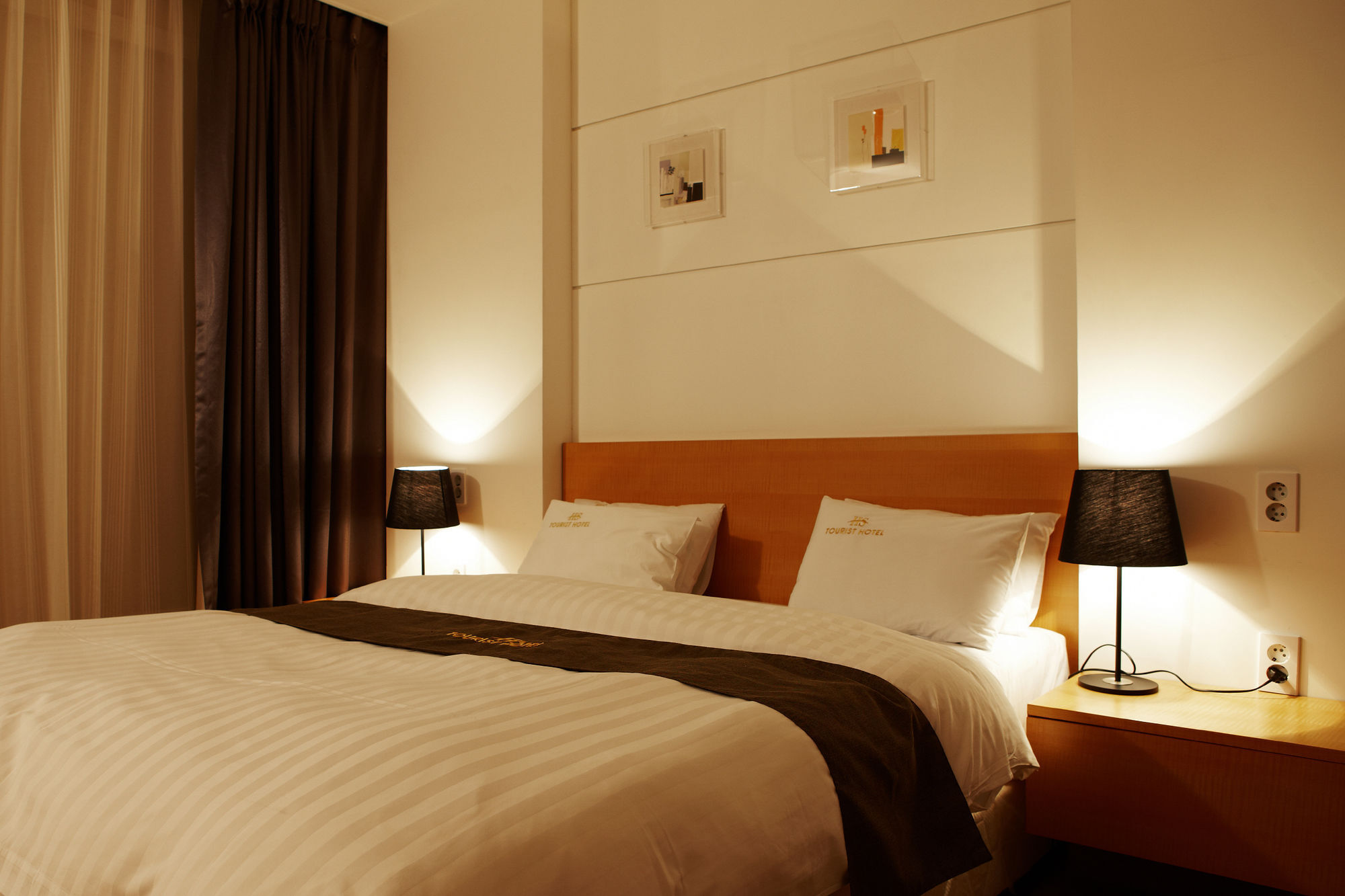 יאוסו Hs Tourist Hotel מראה חיצוני תמונה